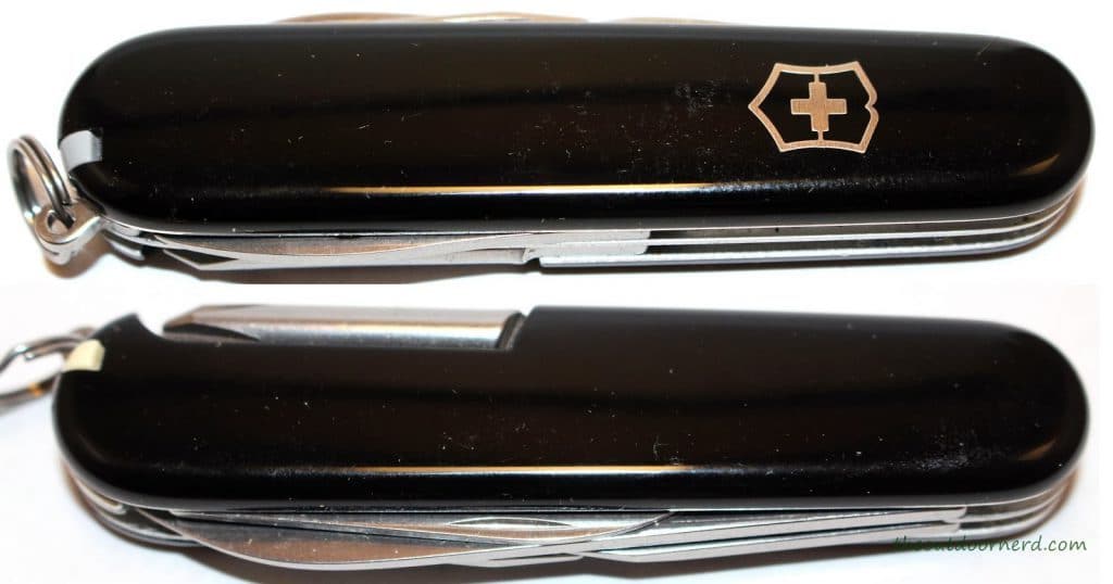 Victorinox TINKER  Review Navaja con mangos en negro cerrada