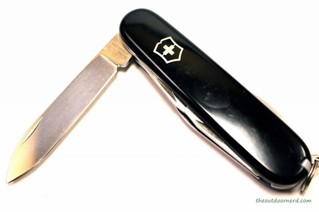 Victorinox TINKER  Review con cuchilla en 90 grados